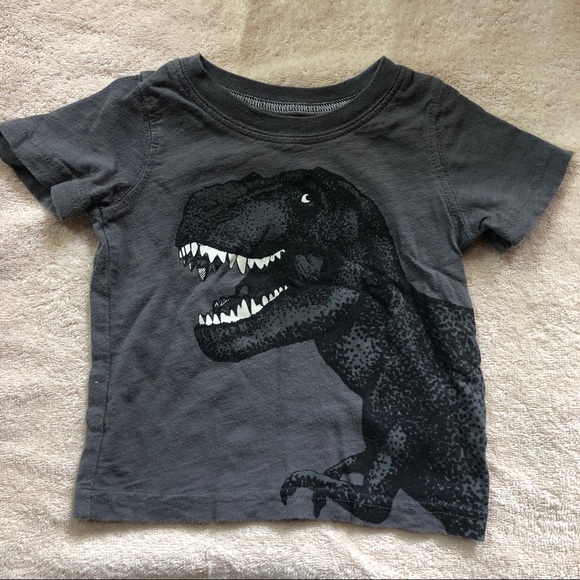 Carter’s T-shirt Bundle Size 9mos - Picture 3 of 4